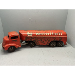 Vtg Smitty Toys Smith Miller Calif. Mobiloil Tanker Red Truck Pegasus